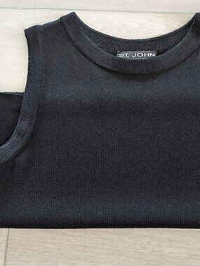 St. John Sport Santana Knit Sleeveless Tank Black Wool Rayon Marie Gray VTG SM